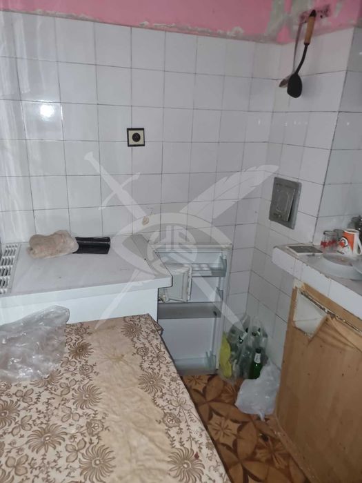 Продава се Тристаен апартамент в Бургас, Център - 79 кв.м за 1227 €/кв.м - Снимка #3