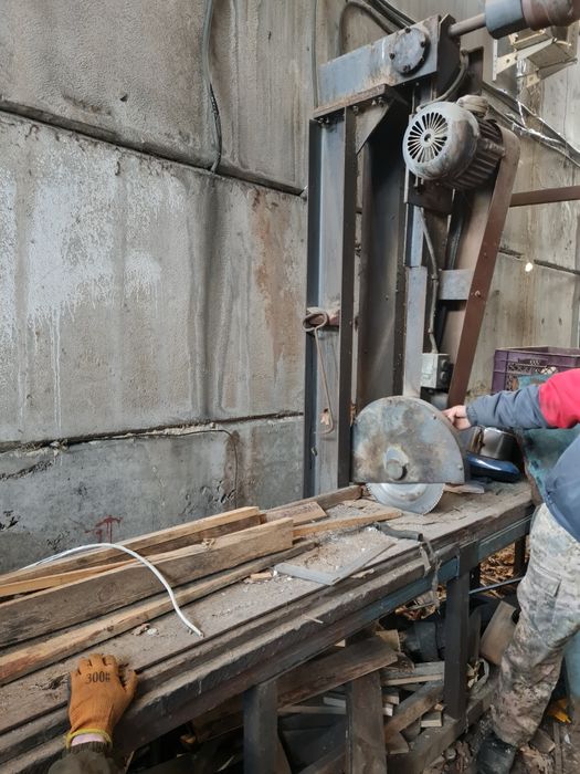 Станки бу рабочие  ,  урны, мангалы