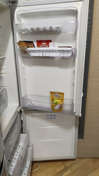 Продам холодильник Бирюса