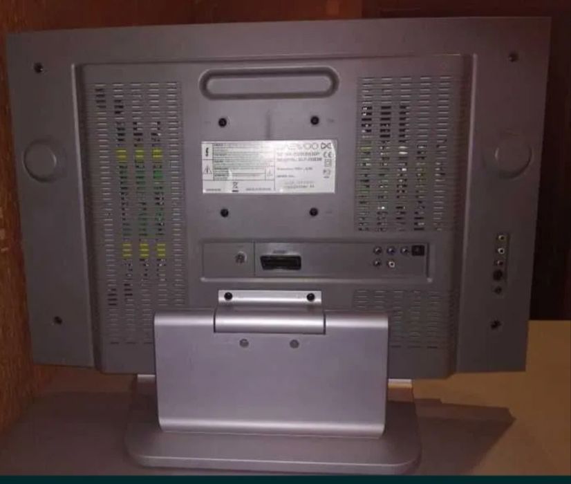 Продам телевизор DAEWOO DLP -20D3N