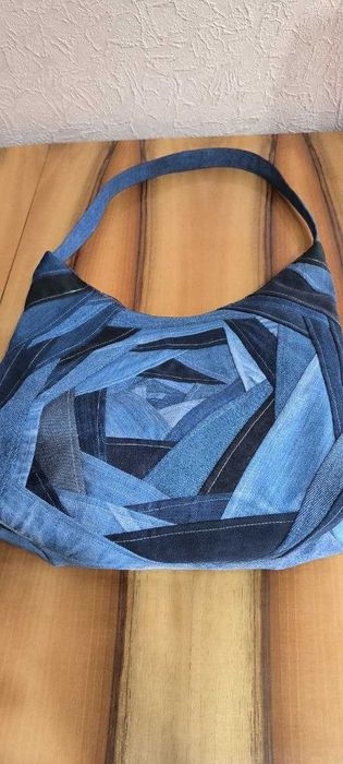 Продаются сумочки ручная работа .