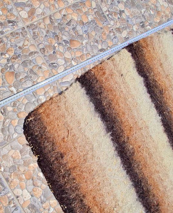 Килим от козя вълна