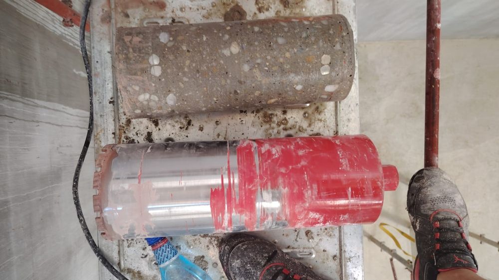 Gauri hote/centrale PITESTI