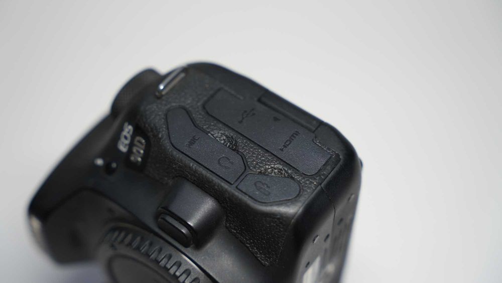 Фотоаппарат Canon EOS 90D