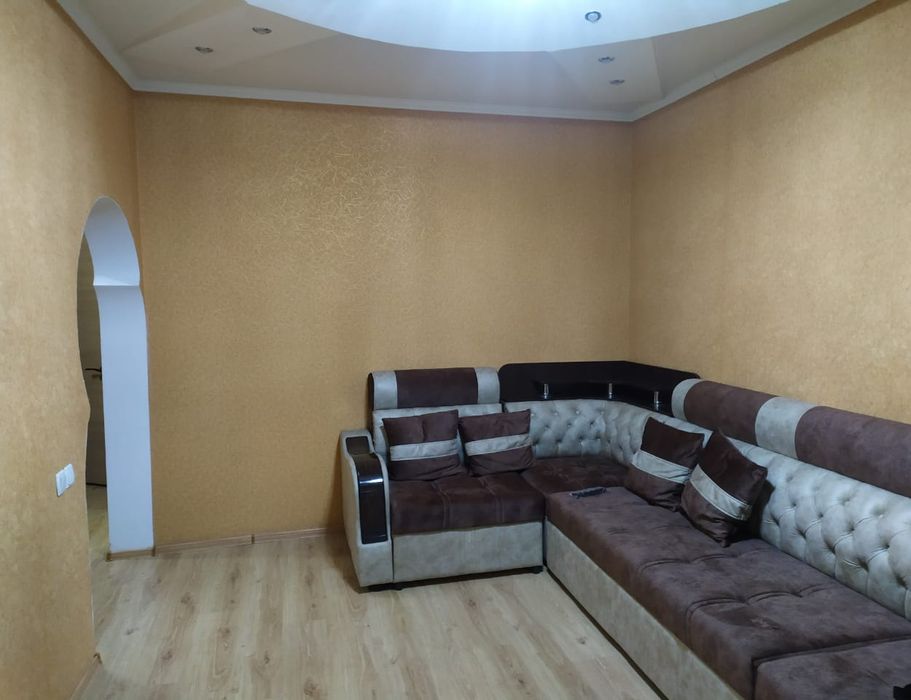 2-комнатная в центре. Абая. WI-FI