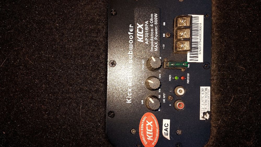 Сабвуфер на автомобиль