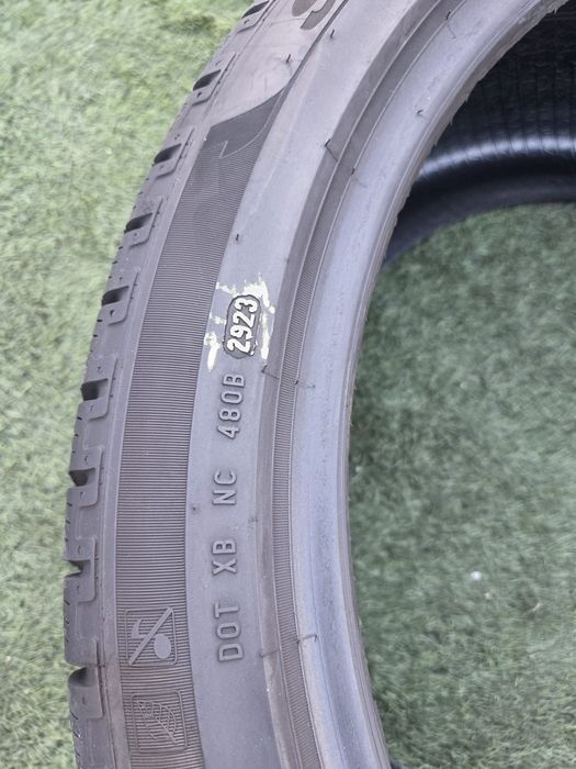 295 35 21 Pirelli