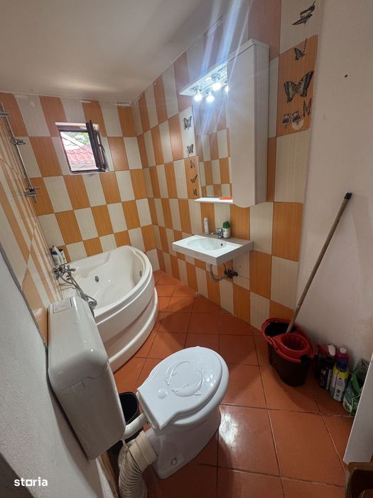 Casa 3 Camere cartier 23 August