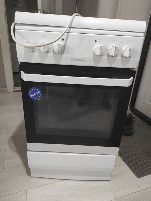 Продам газ плиту