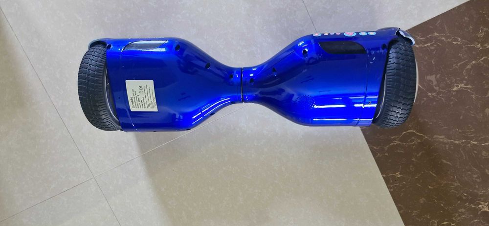 Hoverboard albastru