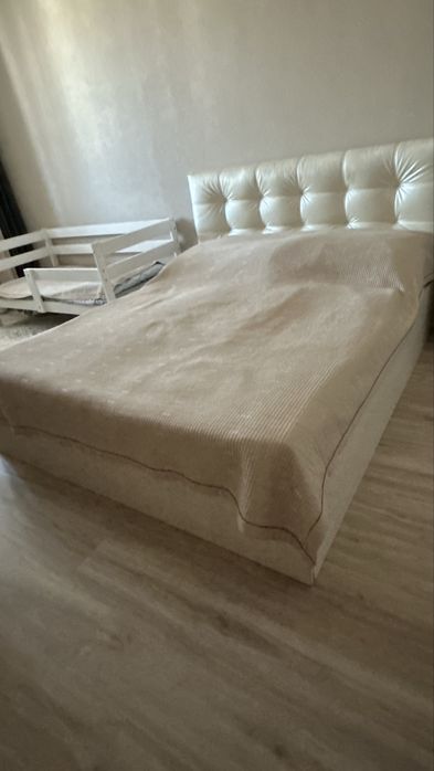 Продам спальный шкаф и кровать вместе
