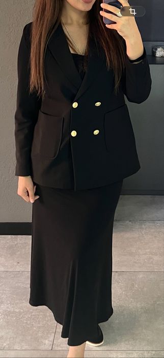 Платья вечерние пиджаки в идеальном состоянии