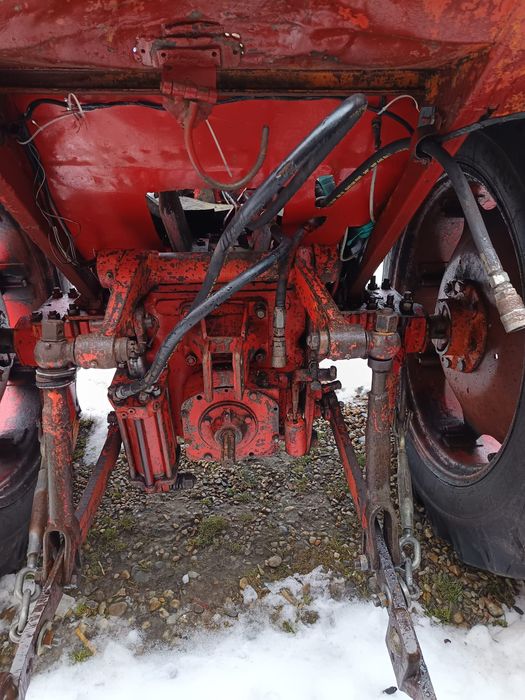 Tractor UTB650 Romanesc