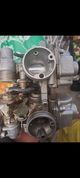 Proiectoare moto 12V si piese Honda xl 350