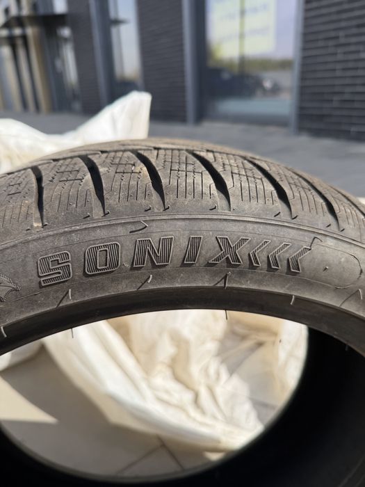 265/35/18 продам резину