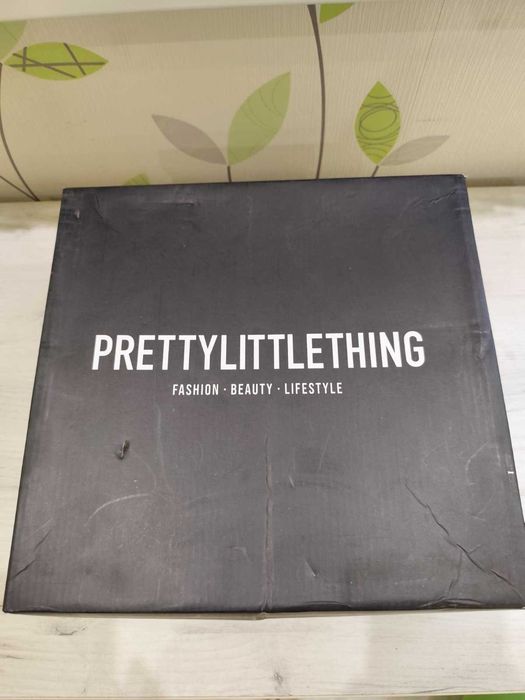 Дамски червени ботуши Prettylittlething