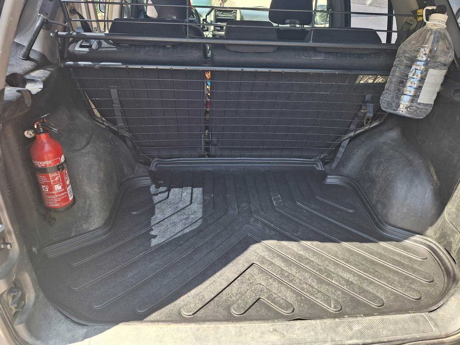 Стелка за багажник за Honda CR-V 2001 - 2006