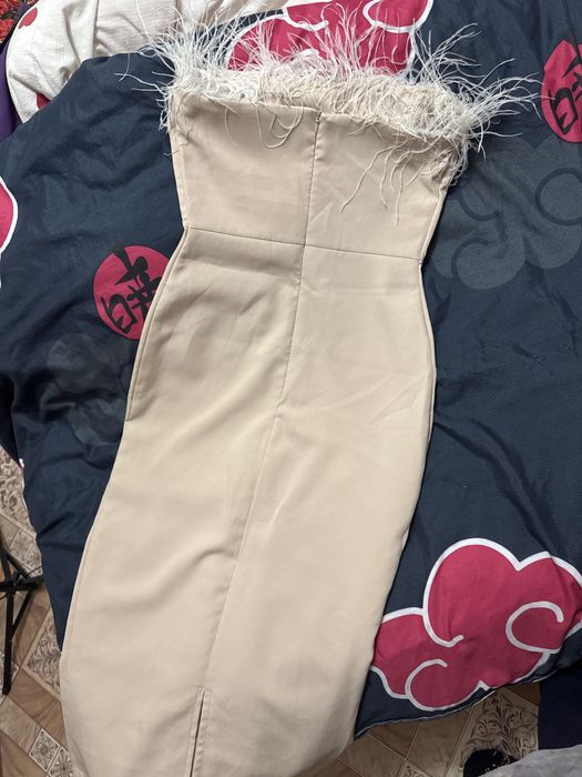 Обтягивающее платье