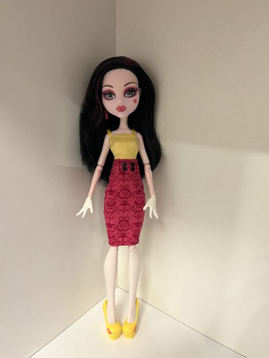 кукла Monster High Дракулаура/ Draculaura I Heart/Love Shoes