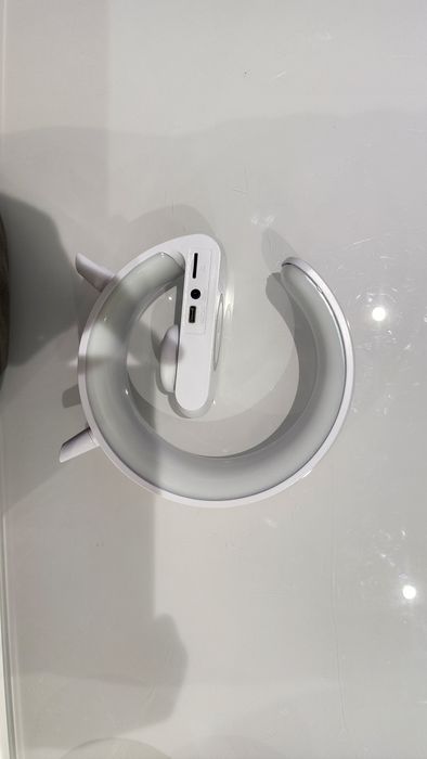 RGB нощна лампа, безжично зарядно, часовник, аларма  в едно