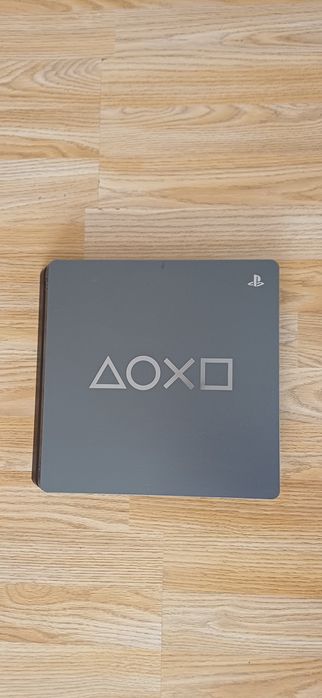 Ps 4 slim 1T+2 manete,ediție limitată