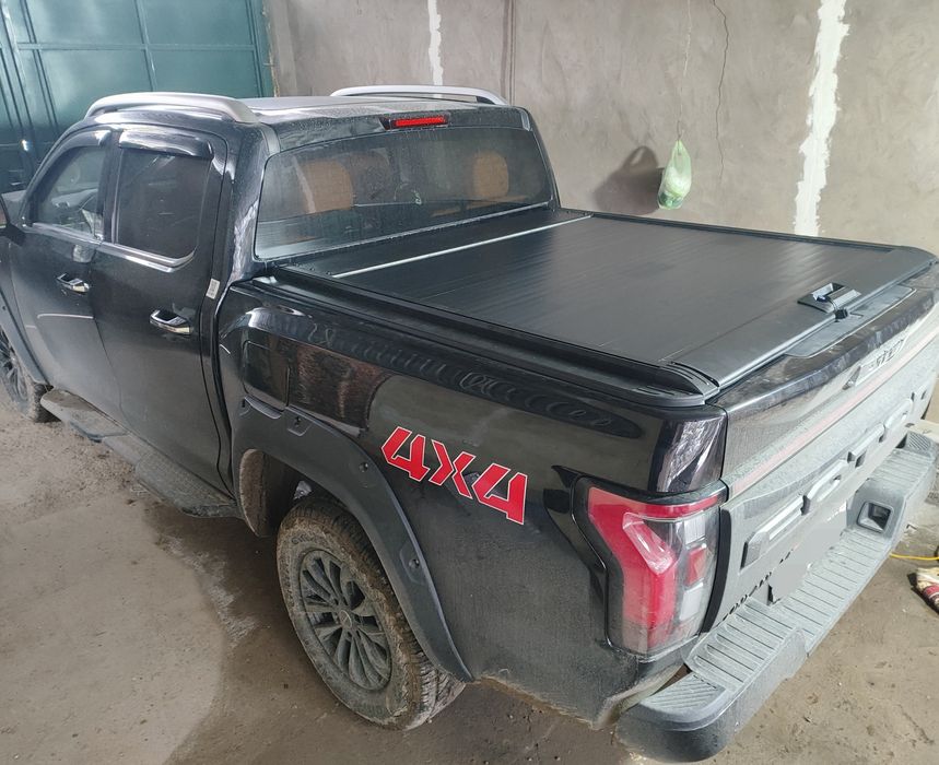 Продается шторка на кузов пикапа