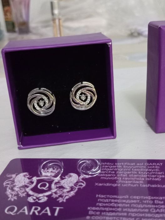 Кумуш зирак бриллиант кузли сертификат билан