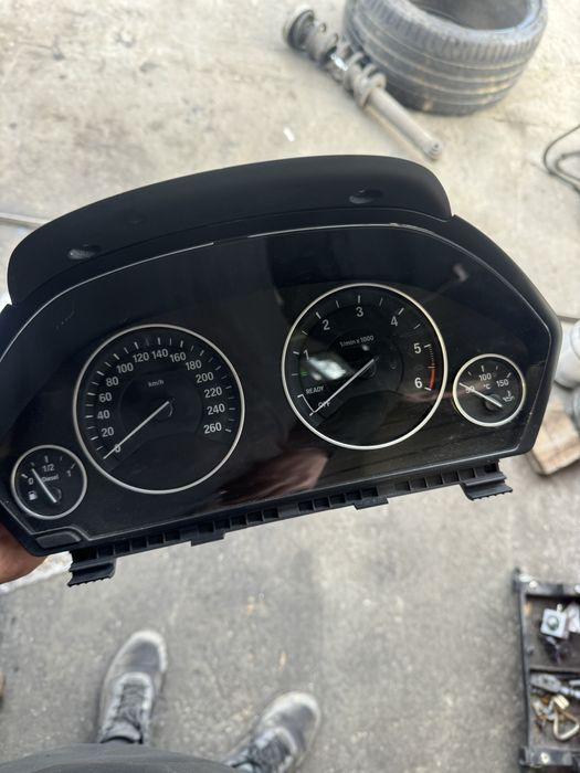 Километраж голям борд бмв ф30 ф31 ф32 ф36 bmw f30 f31 f32 f36
