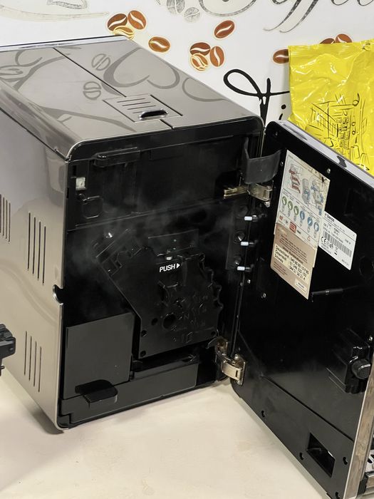 Кафемашина кафе автомат Saeco Exprelia evo с гаранция