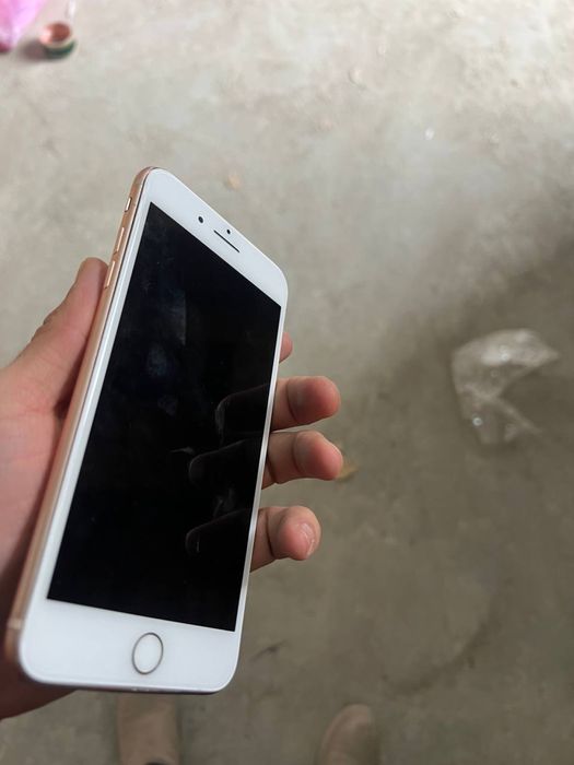 Iphone 8 plus holati yaxshi