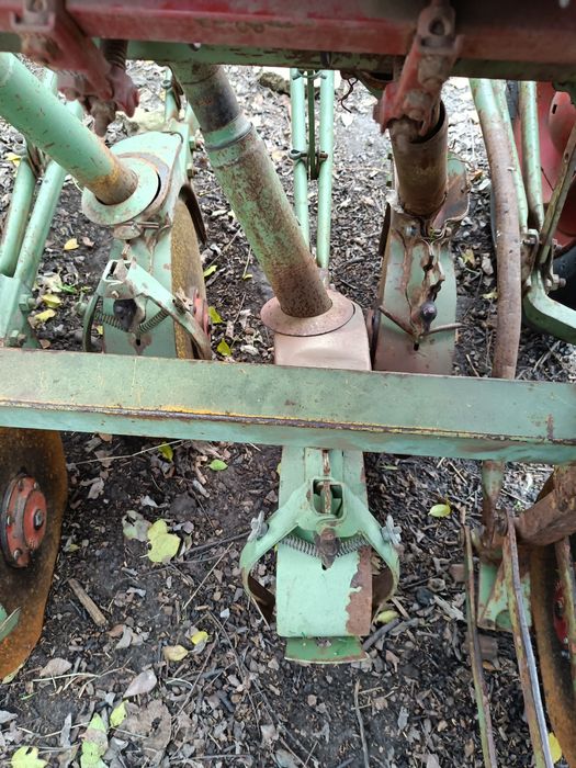 Grebla paianjen  și semănătoare păioase pe discurila schimb cu animale