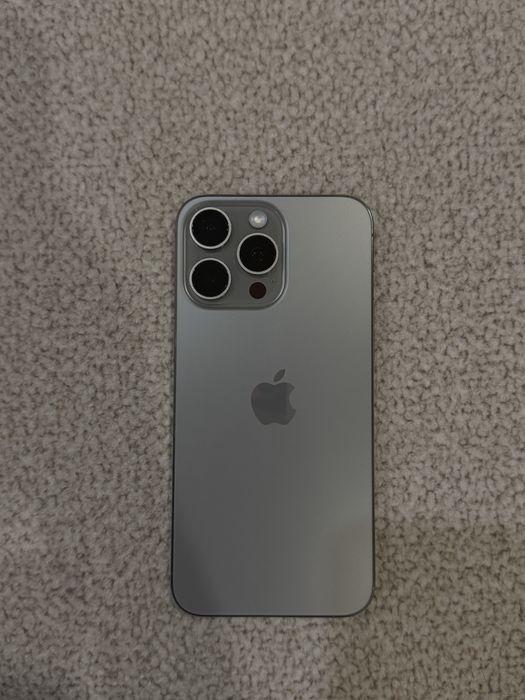 Продам IPhone 15 Pro Max