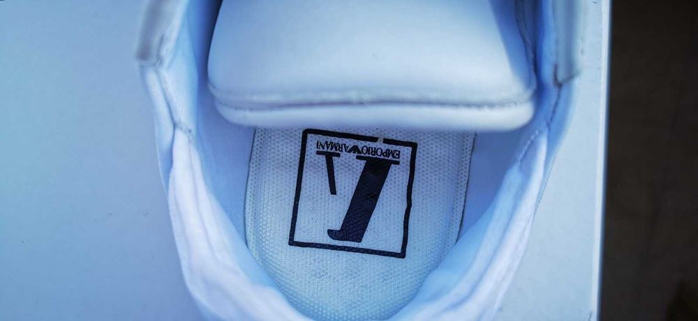 Оригинални маркови мъжки маратонки EMPORIO ARMANI - 40 номер