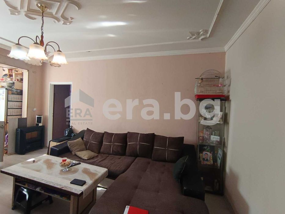 Продава се Тристаен апартамент в Варна, Кайсиева градина - 60 кв.м за 1665 €/кв.м - Снимка #3