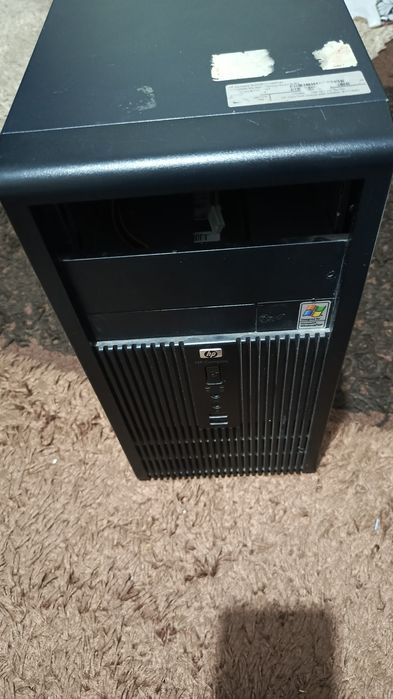 Продаются старый компьютер только самому кейс