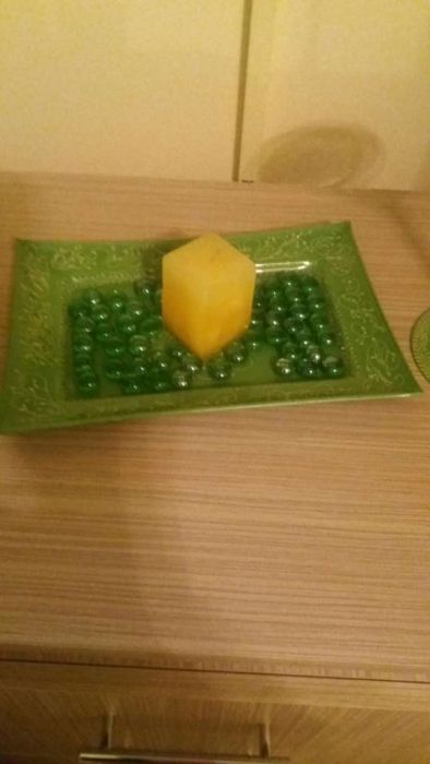 Vand tava ornamentala si 2 sfesnice din sticla