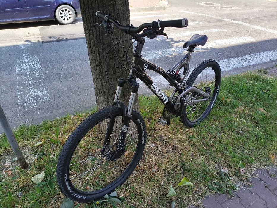 Bicicleta full suspension Sunn France (colaborare cu KTM) roti 26, cadru L