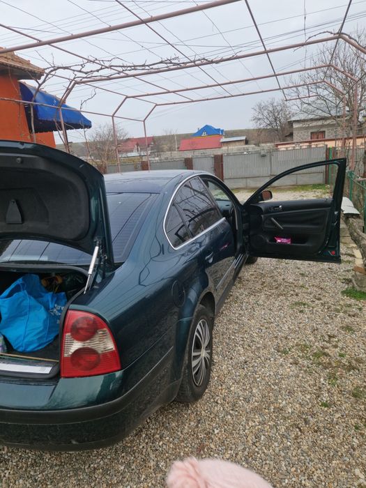 VOLKSWAGEN Passat 2003 — imagine 3