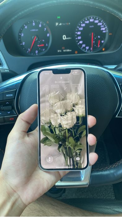 продам айфон 13 в идеале