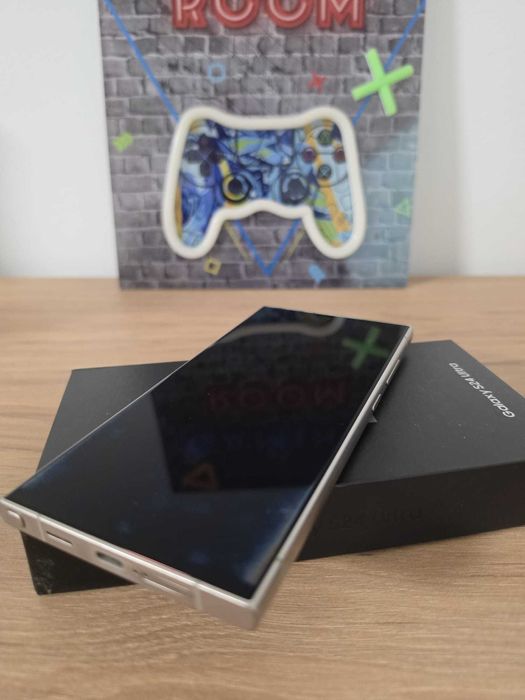 Samsung Galaxy S24 Ultra 256GB / 12GB RAM 5G Dual SIM – Titanium Grey