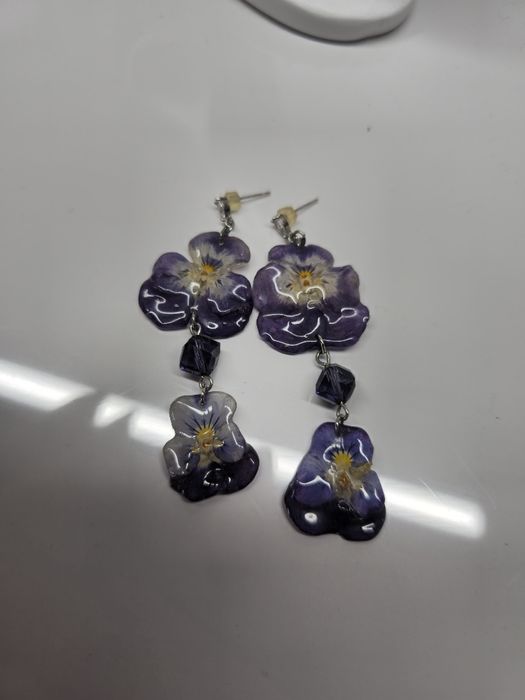 Комплект гривна, пръстен и обеци. Истински градински теменужки