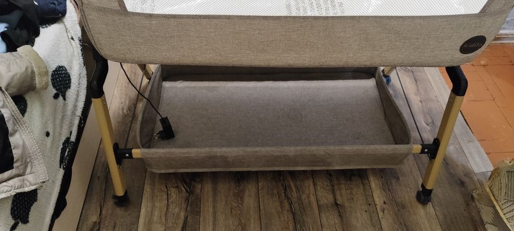 Продам манеж кровать