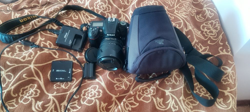 Фотоаппарат видеокамера Nikon D7000