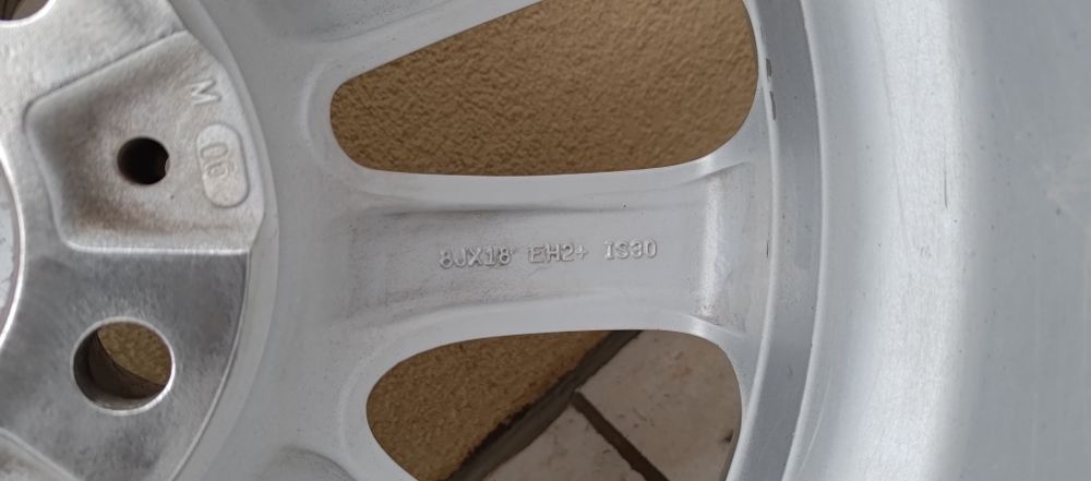 Set roti BMW 5x120 R18 cu anvelope de vara