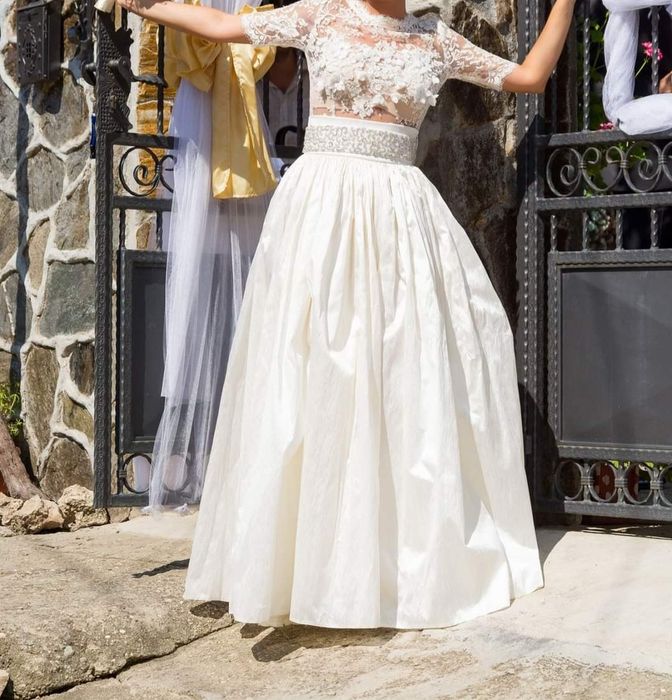 Булчинска рокля от две части