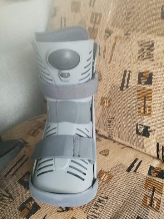 VÂND ORTEZE profiseonale  cu ponpita