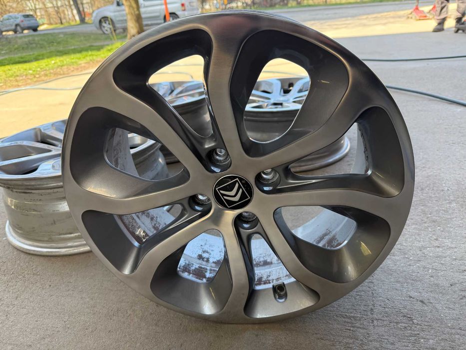 4 бр. оригинални алуминиеви джанти Citroen 17" 4x108 ф65.1, ET26, 7J