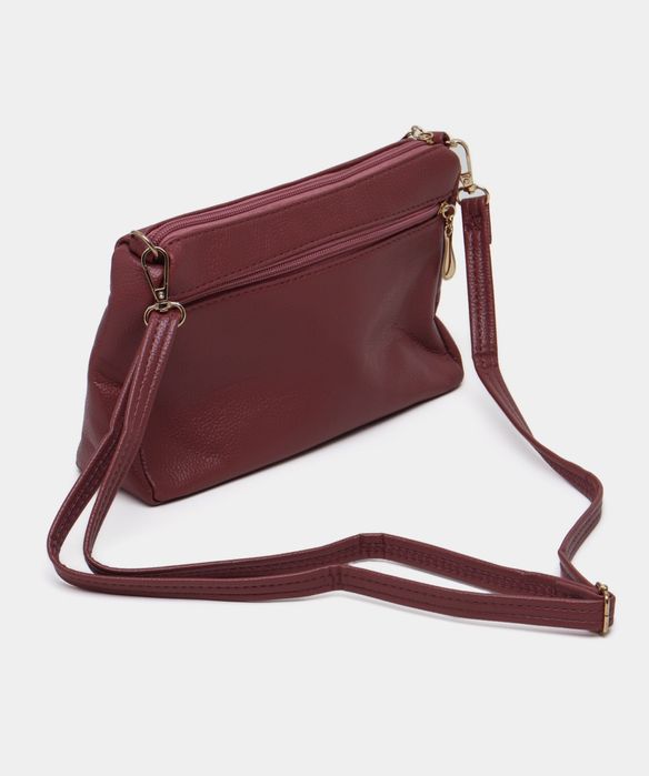 Сумка клатч сотилади