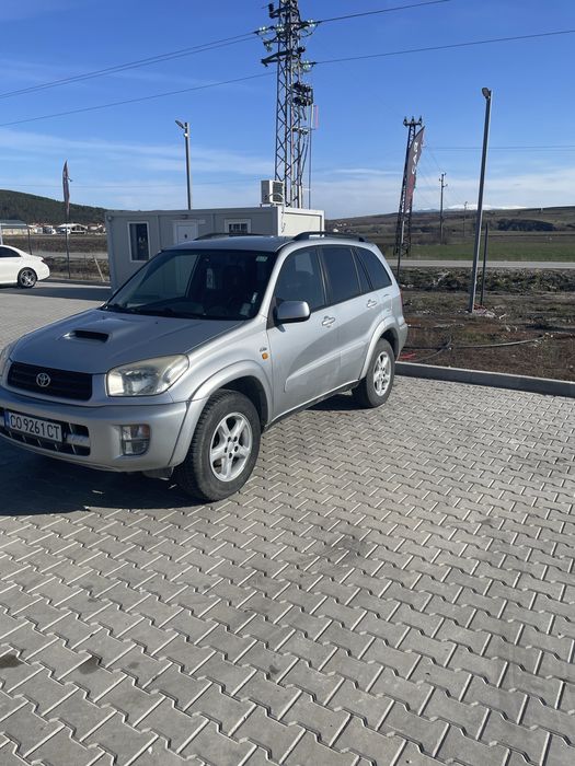 Продавам РАВ 4 2003 гб