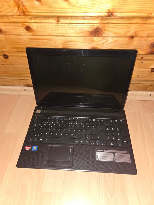 laptop incomplet Emachines PEW 86 - pentru piese -